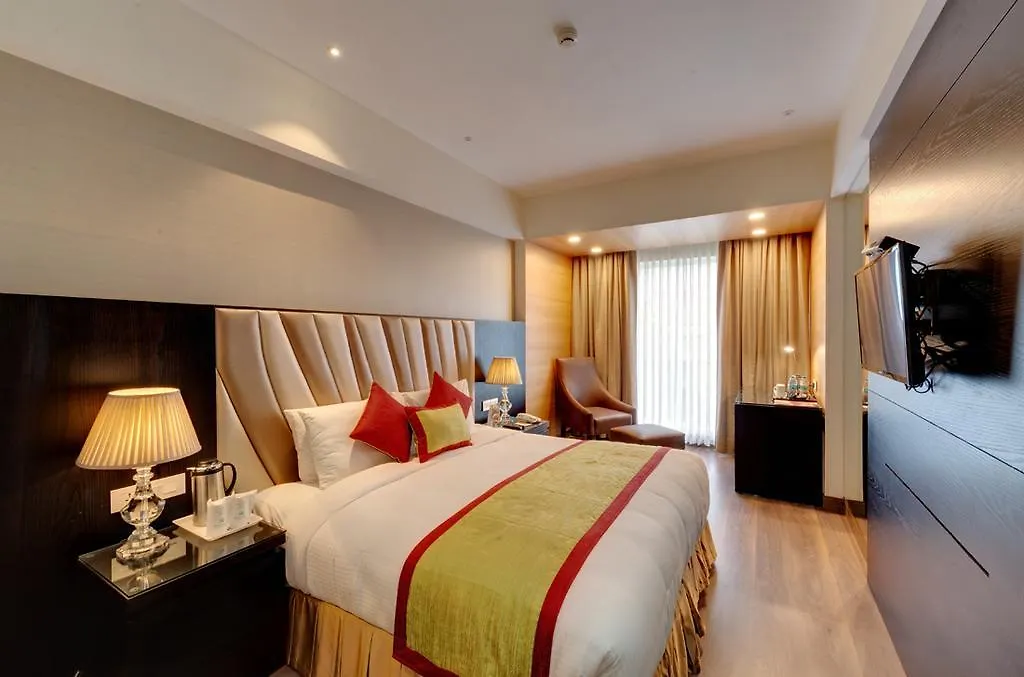****  Hotel Combermere Shimla India